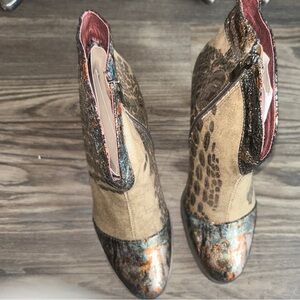 L’Artiste by Spring Step boots